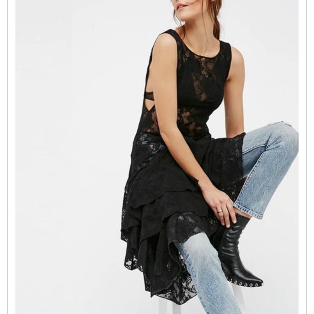 Florence Floral Lace Ruffle Dress - Picture 5 of 6